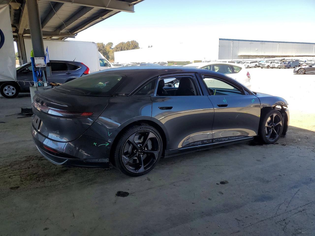 2025 Lucid Motors Air Pure - Фото 3