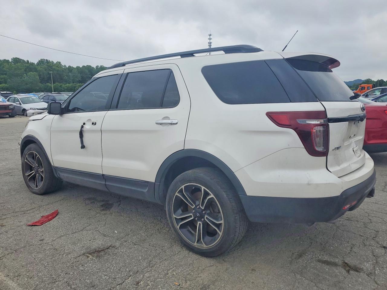 2014 Ford Explorer Sport - Фото 2