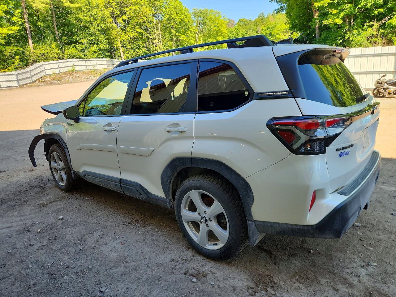 2025 Subaru Forester - Фото 2
