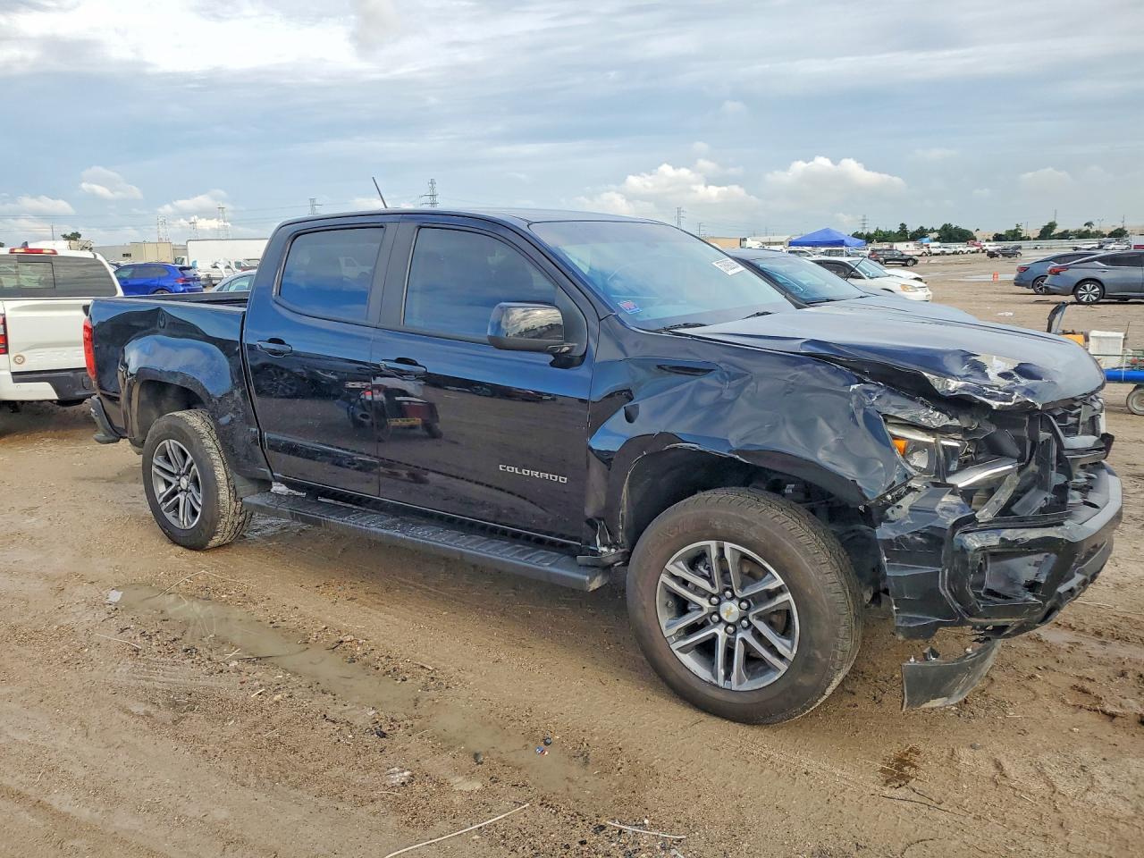 2021 Chevrolet Colorado - Image 4