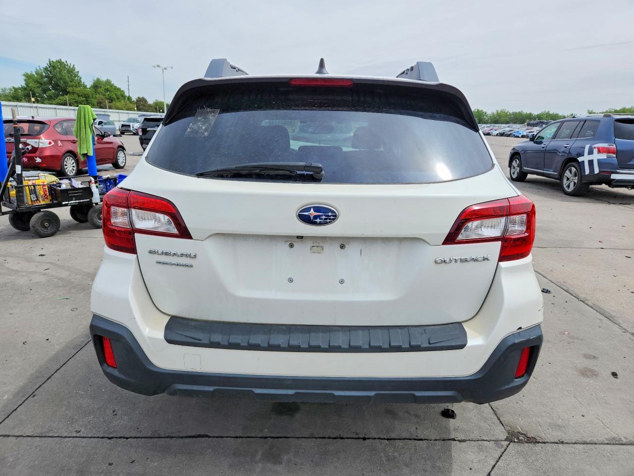 2019 Subaru Outback 2.5I Premium - Фото 6