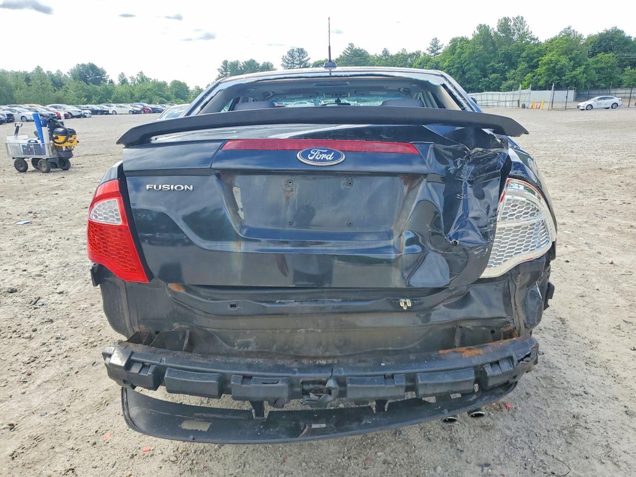 2011 Ford Fusion Se - Фото 6