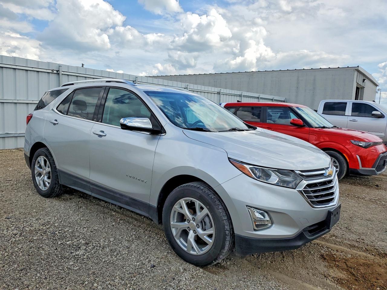 2020 Chevrolet Equinox Premier - Image 4