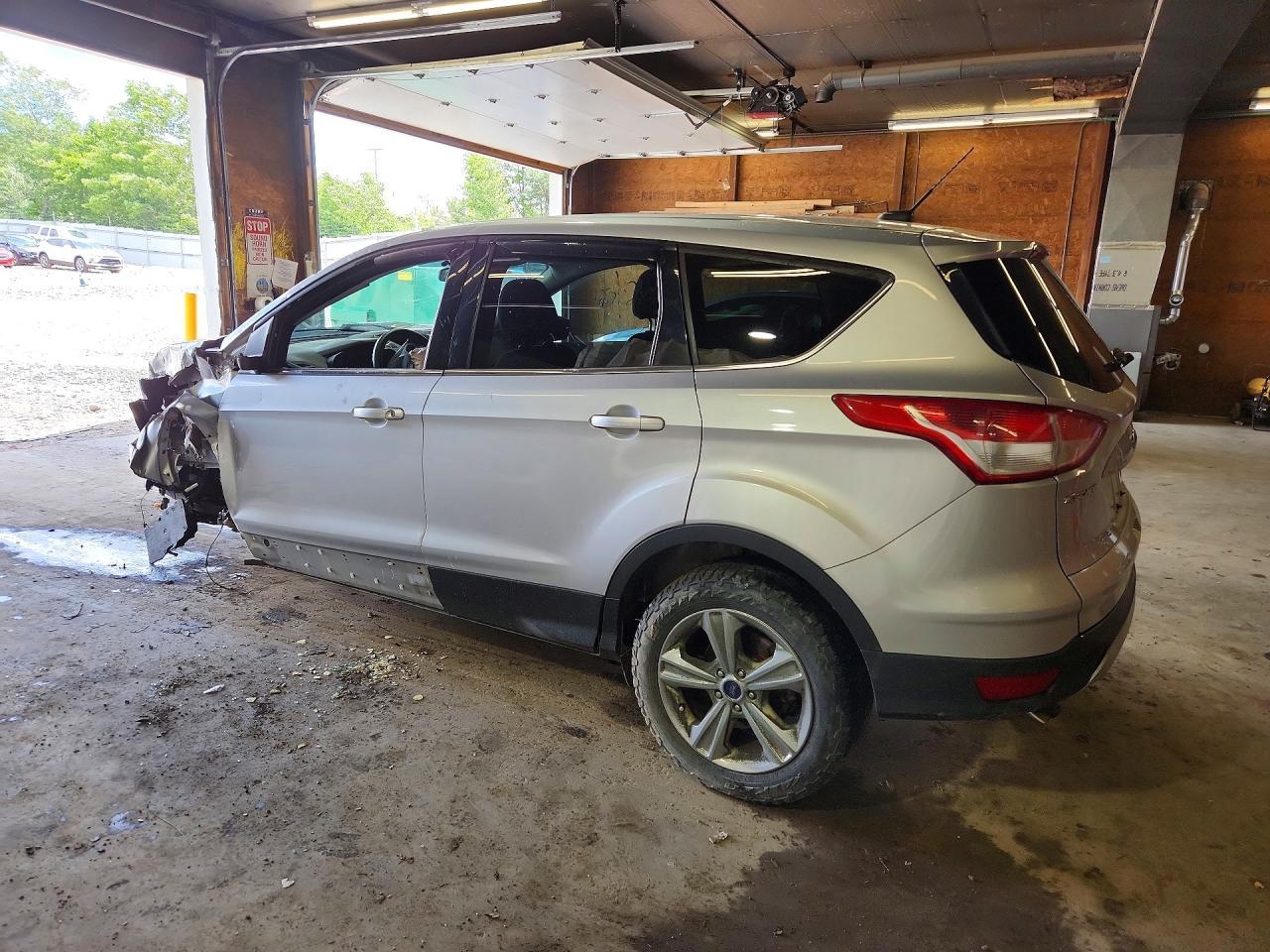 2015 Ford Escape Se - Image 2