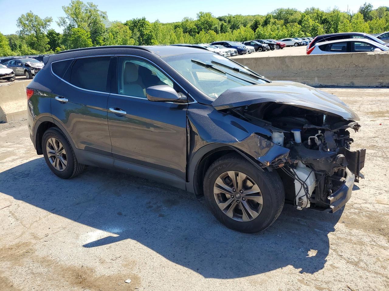2016 Hyundai Santa Fe Sport 2.4L - Image 4