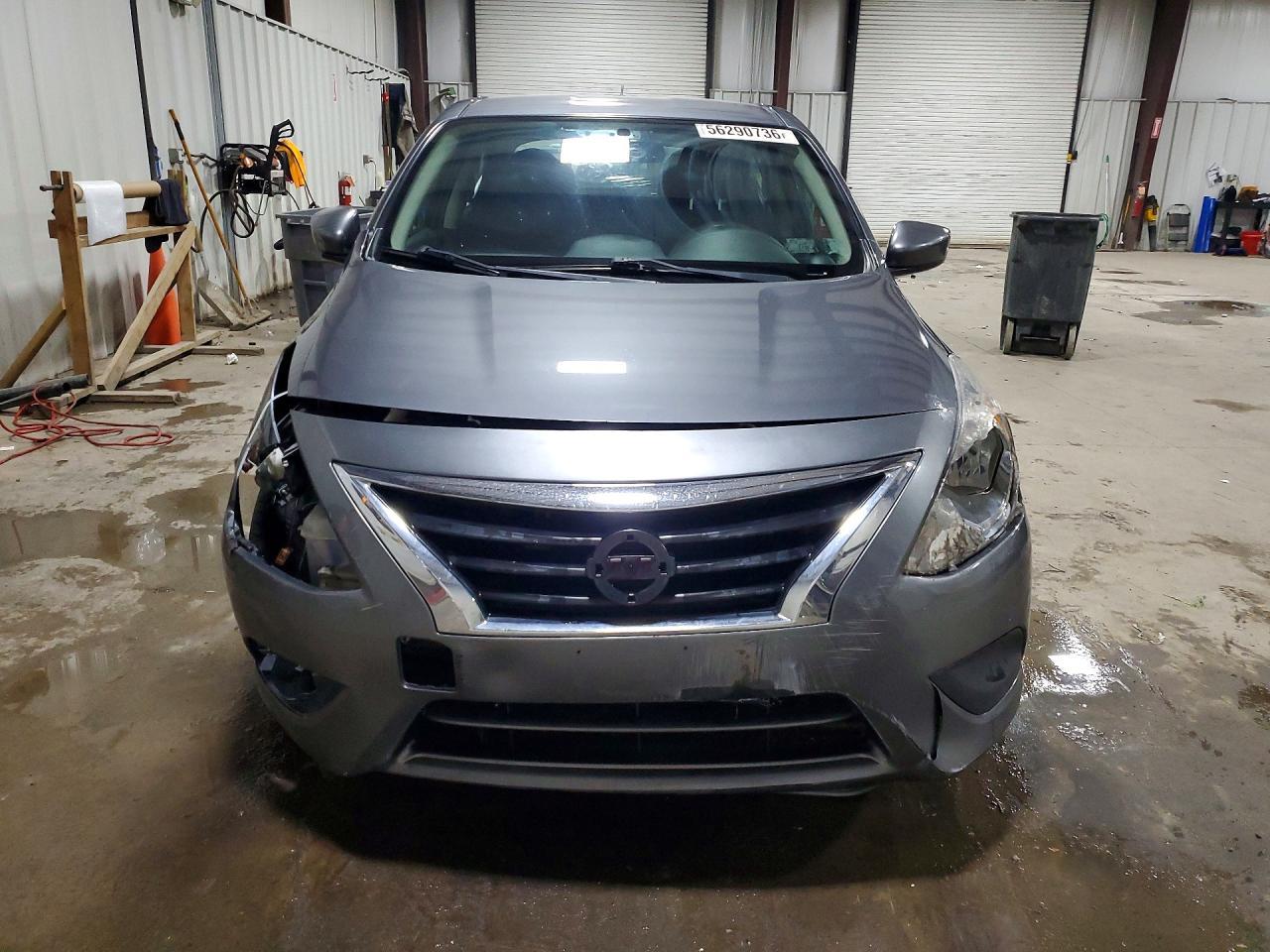 2019 Nissan Versa Sv - Image 5