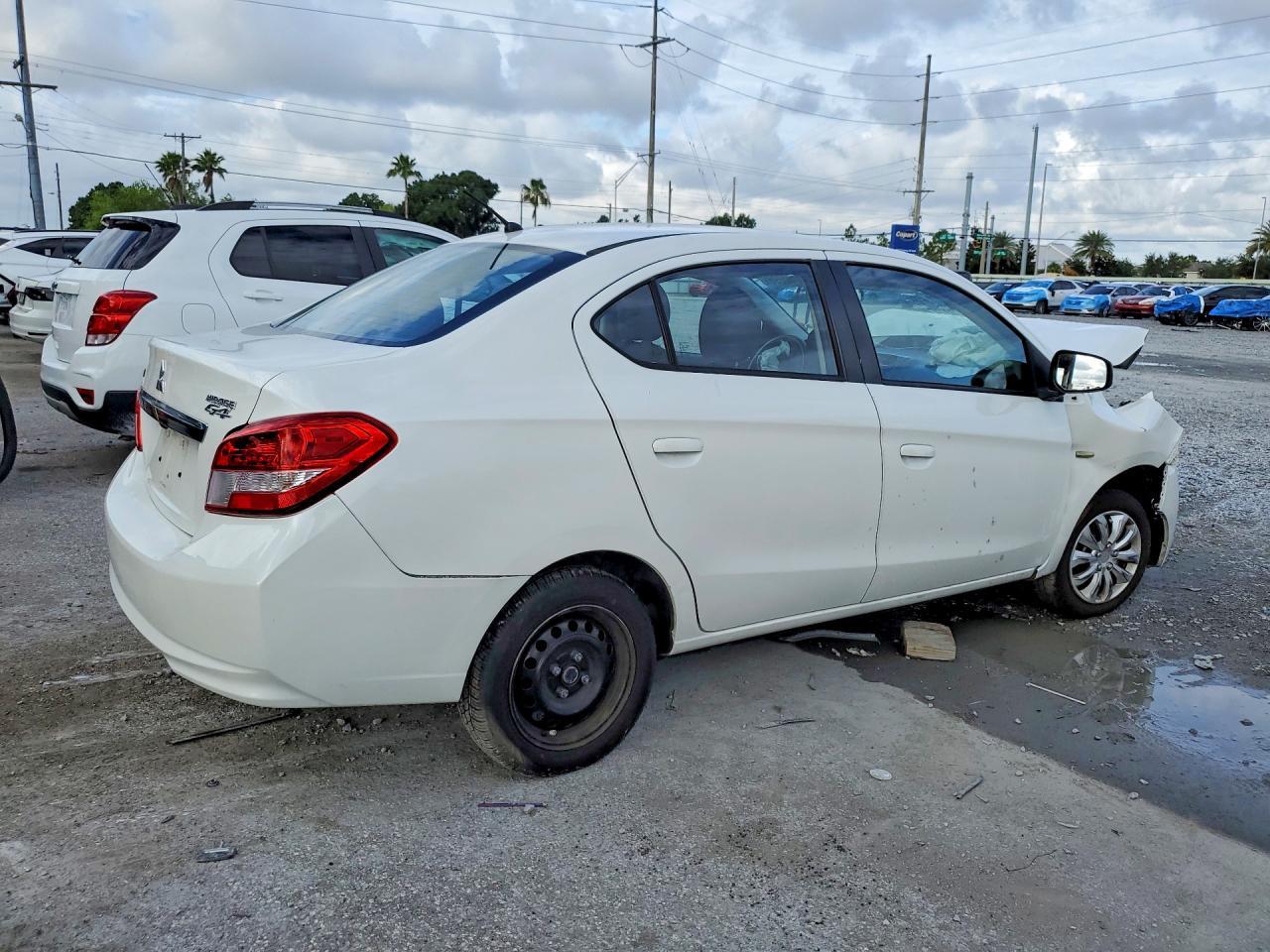 2018 Mitsubishi Mirage G4 Es - Фото 3