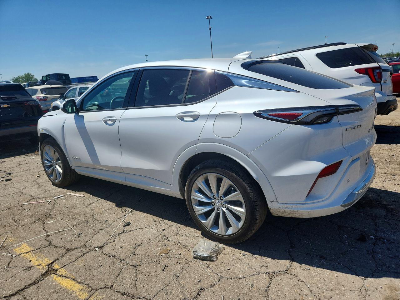 2024 Buick Envista Avenir - Image 2