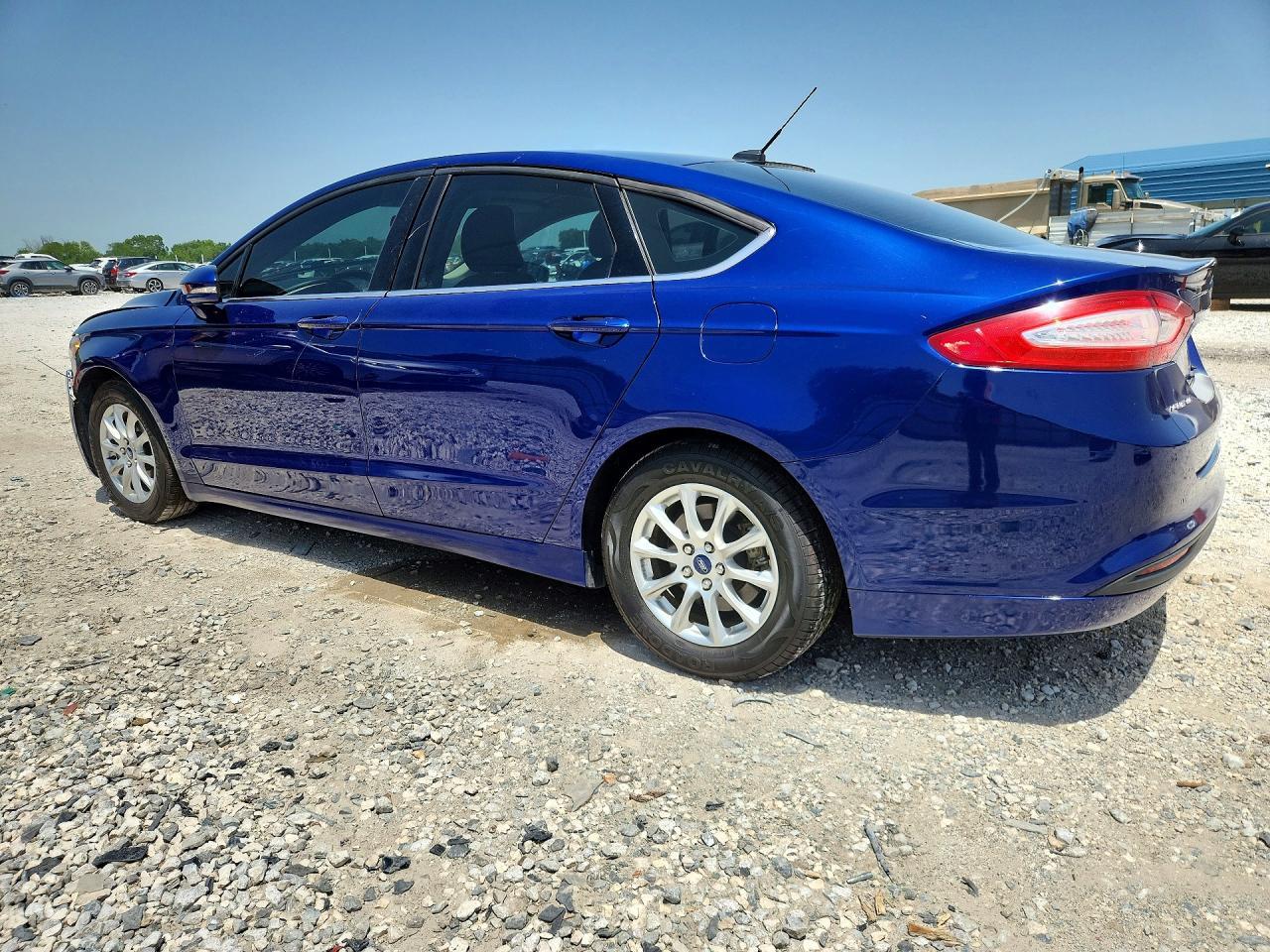 2016 Ford Fusion Se - Image 2