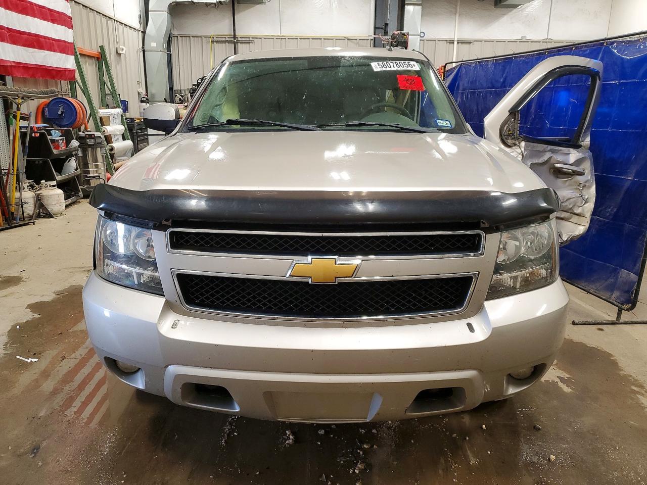 2008 Chevrolet Suburban K1500 Ls - Image 5