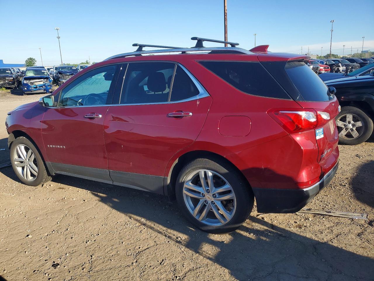 2018 Chevrolet Equinox Premier - Фото 2