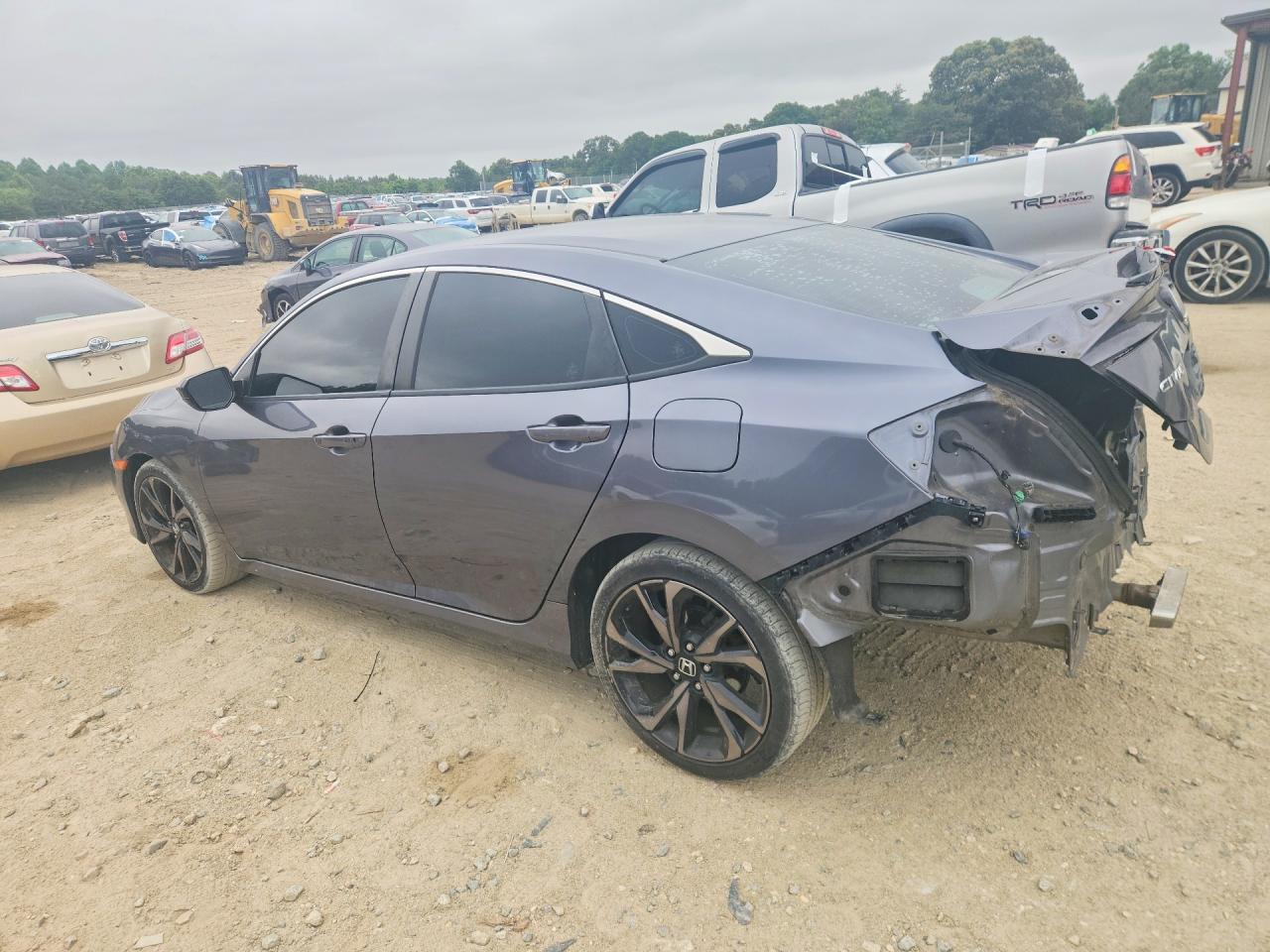 2020 Honda Civic Sport - Фото 2