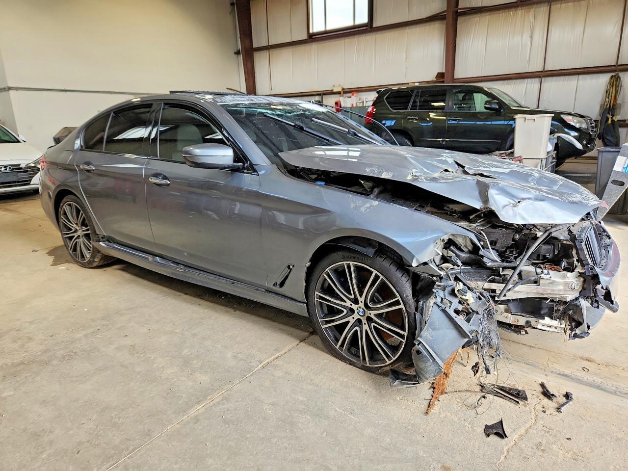 2018 BMW 540 Xi - Image 4