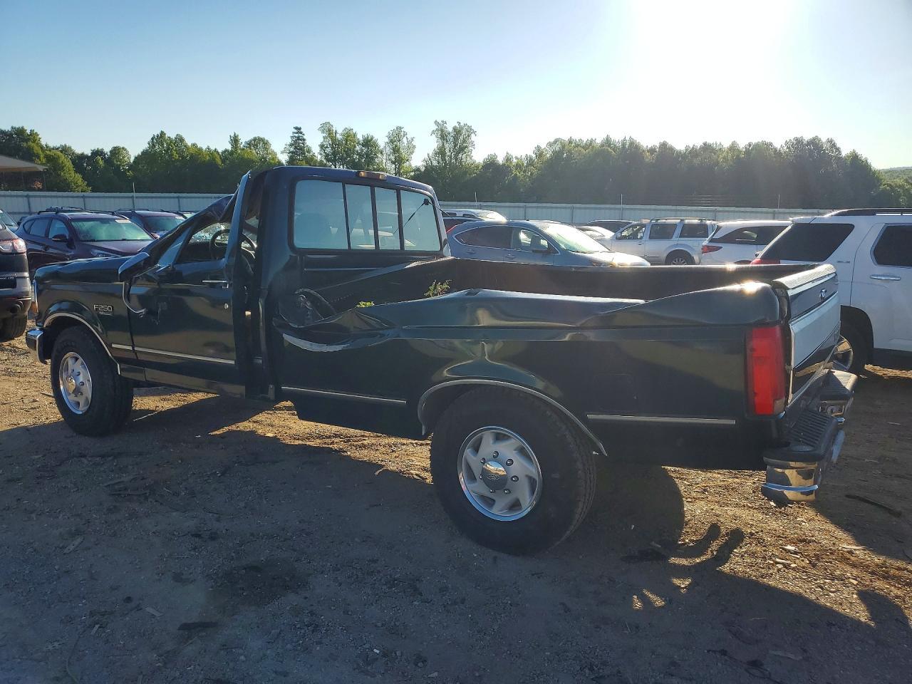 1995 Ford F250 - Image 2