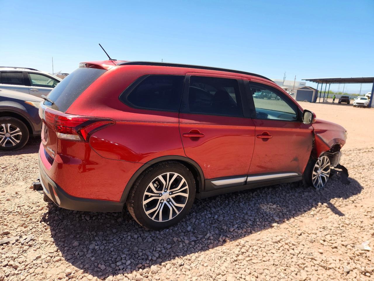 2016 Mitsubishi Outlander Se - Image 3