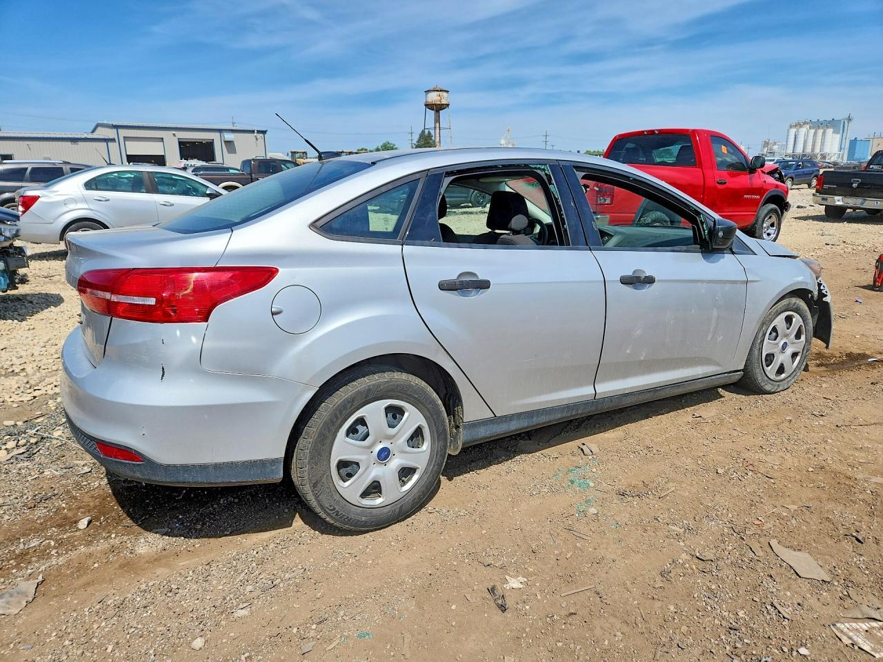 2018 Ford Focus S - Фото 3