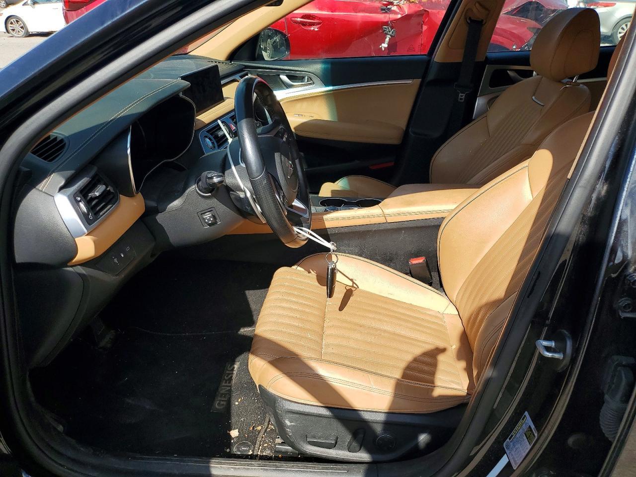 2022 Genesis G70 2.0T - Фото 7