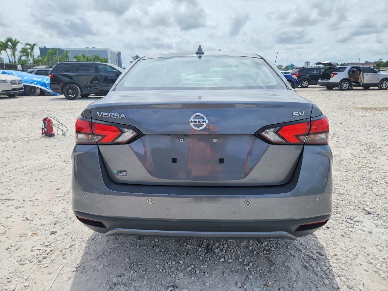 2021 Nissan Versa Sv - Фото 6