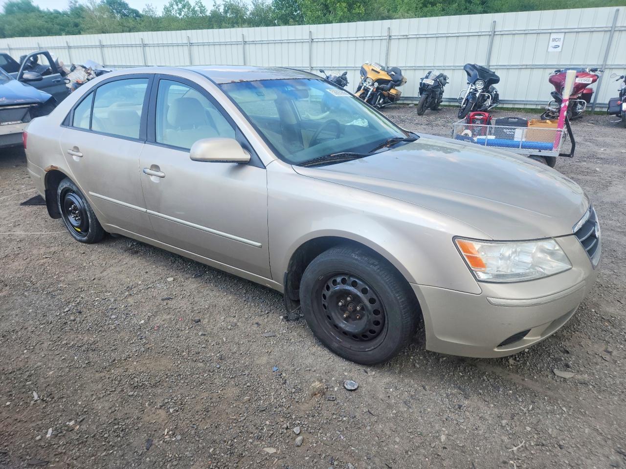 2010 Hyundai Sonata Gls - Image 4
