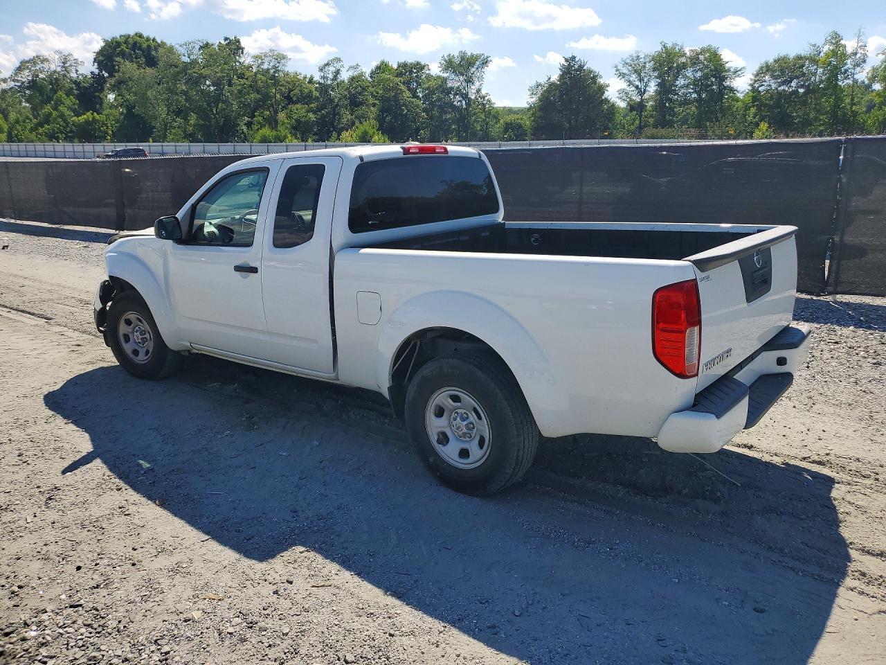 2018 Nissan Frontier S - Фото 2