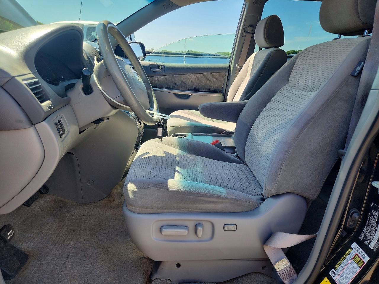 2008 Toyota Sienna Le - Фото 7
