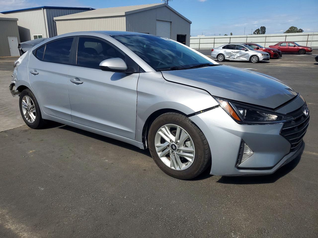2020 Hyundai Elantra Sel - Фото 4