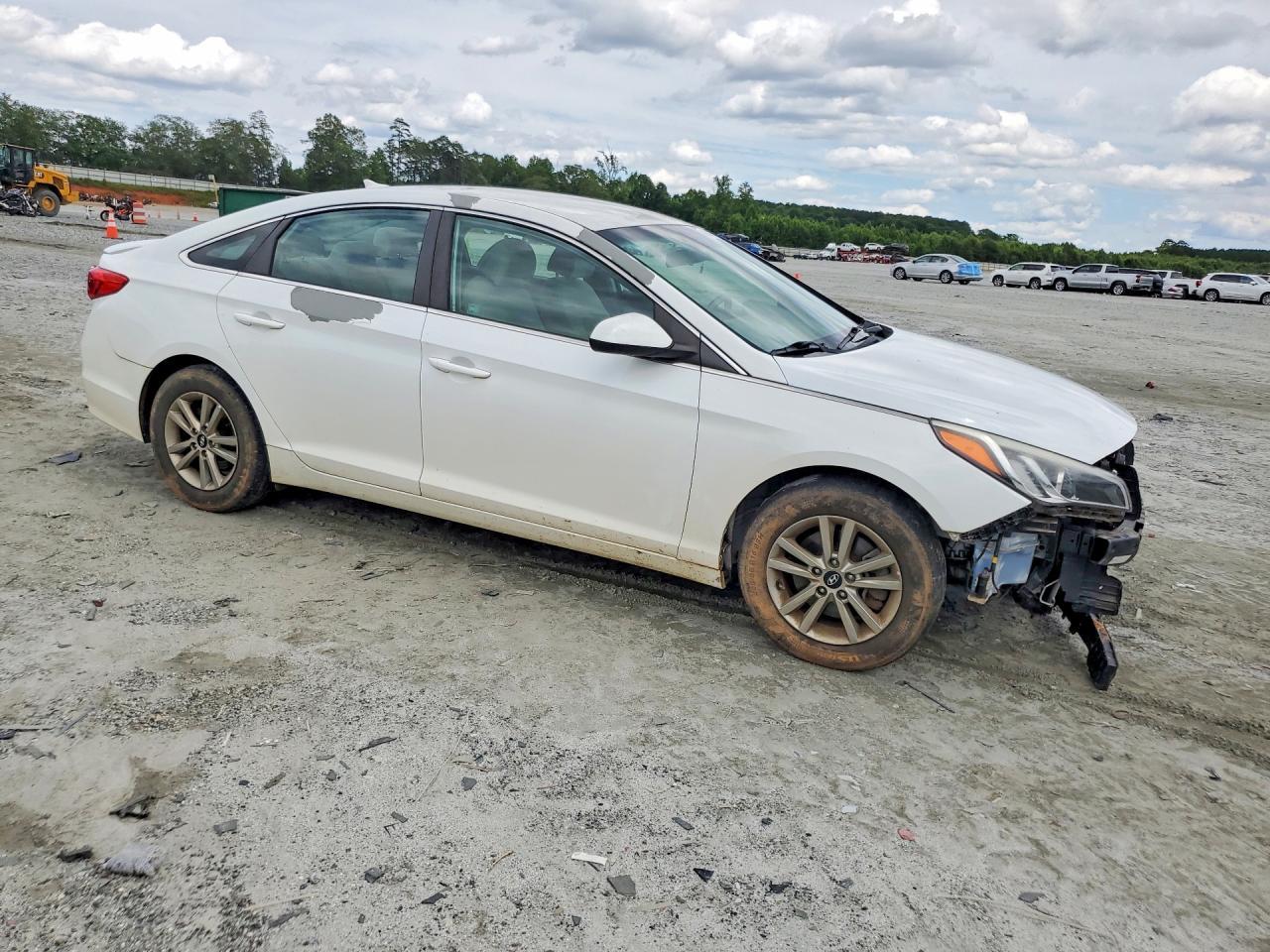 2017 Hyundai Sonata Se - Image 4