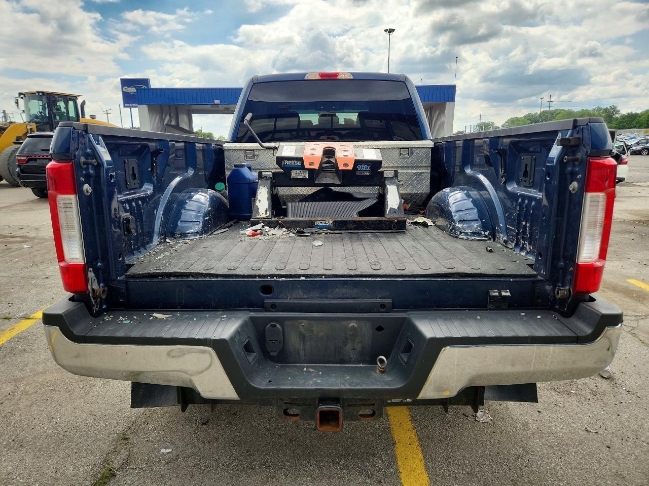 2017 Ford F250 Super Duty - Image 6