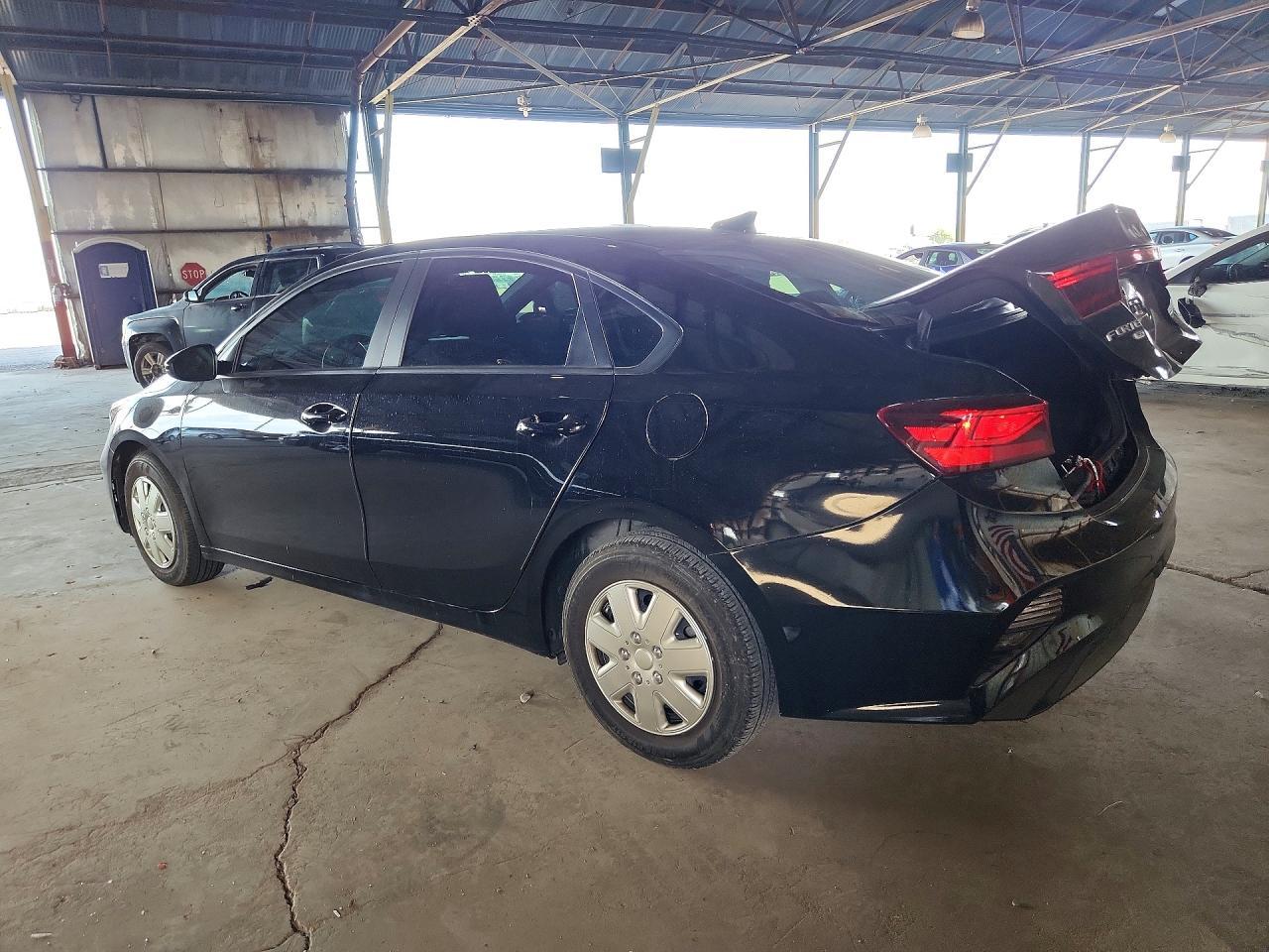2023 Kia Forte Lx - Фото 2