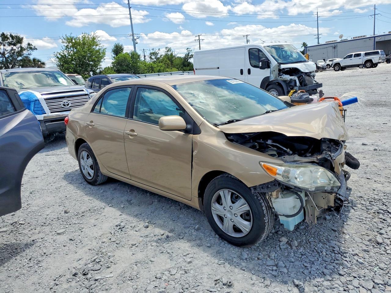 2011 Toyota Corolla Le - Фото 4