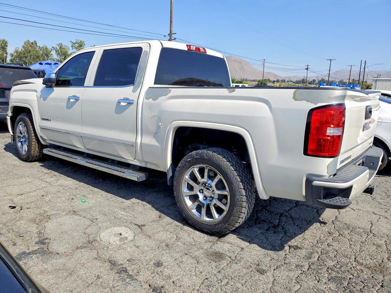 2014 GMC Sierra K1500 Denali - Фото 2