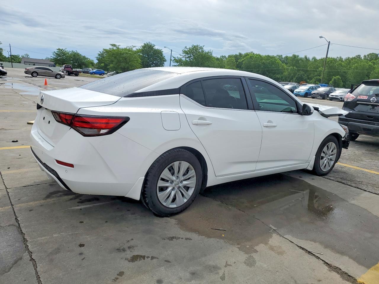 2020 Nissan Sentra S - Image 3