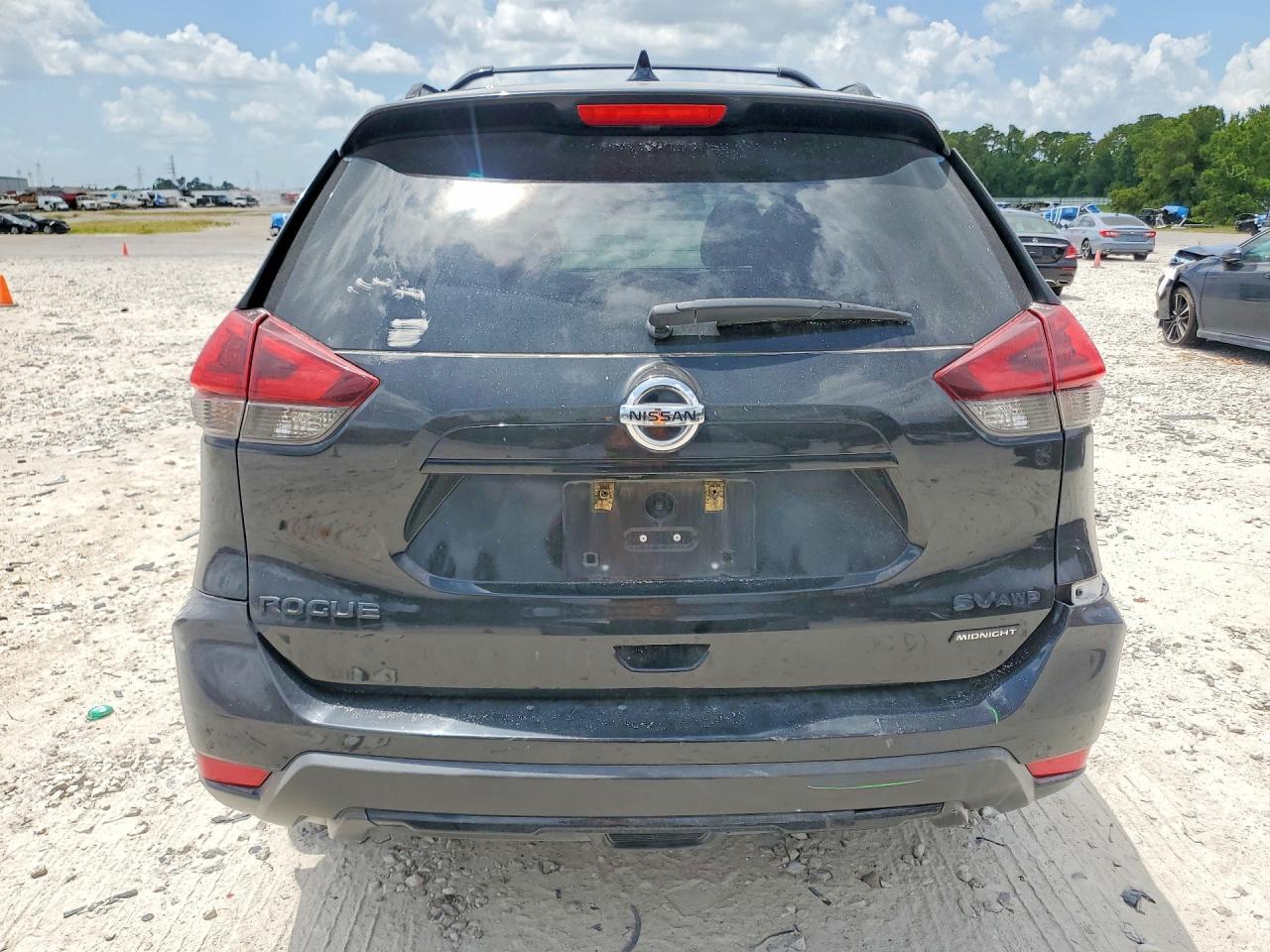 2018 Nissan Rogue S - Image 6