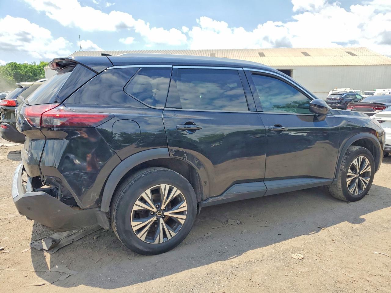 2021 Nissan Rogue Sv - Фото 3