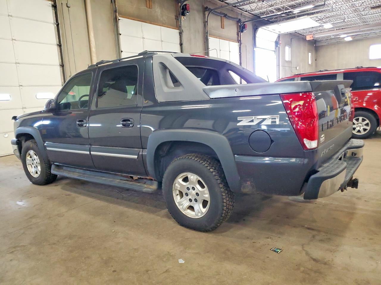 2005 Chevrolet Avalanche K1500 - Фото 2