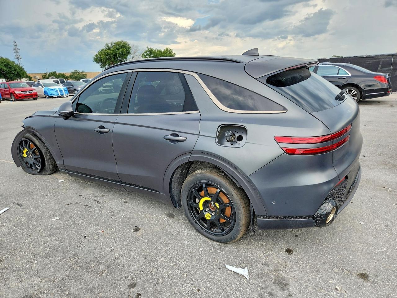 2022 Genesis Gv70 2.5T Standard - Фото 2