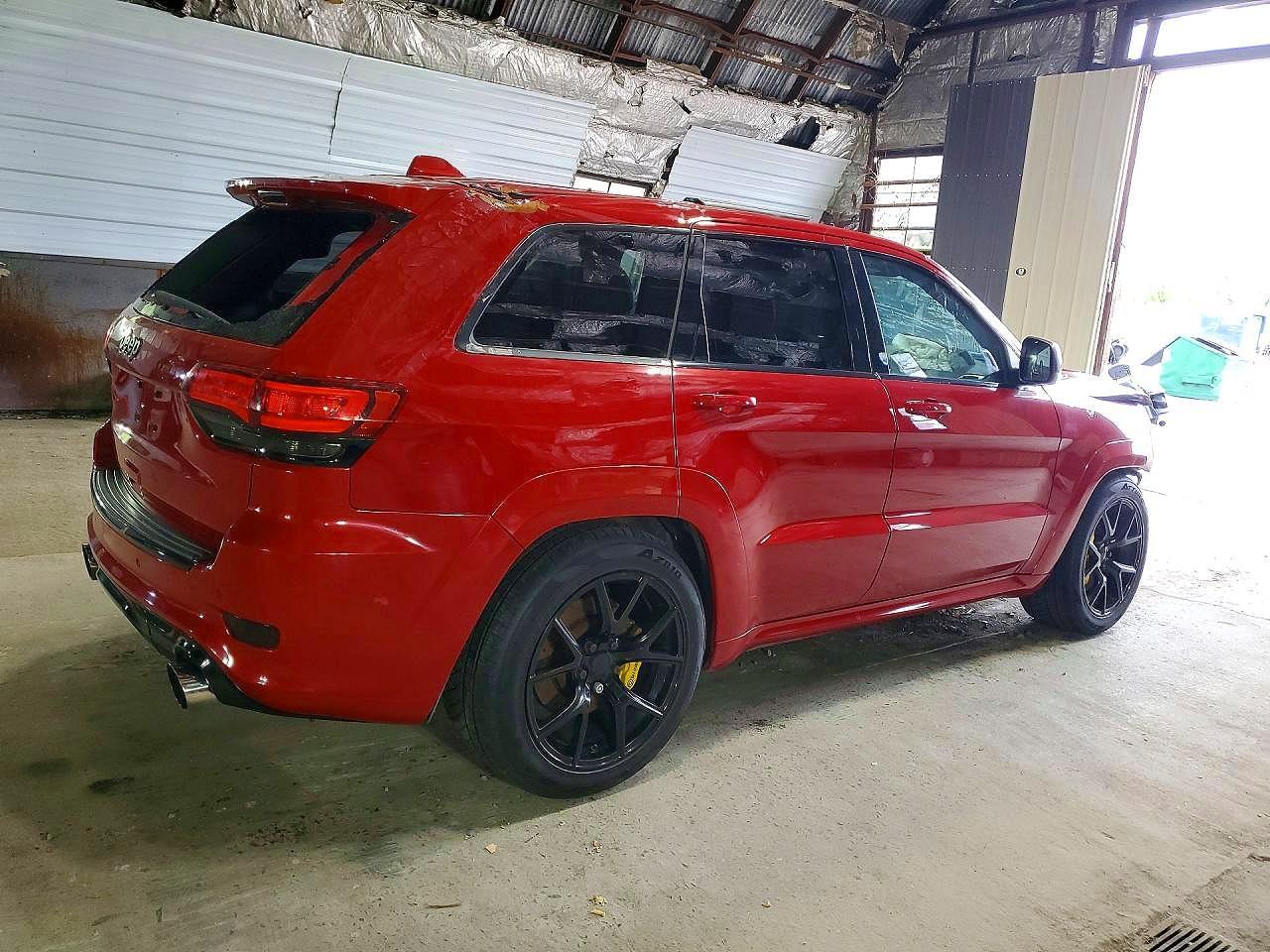 2014 Jeep Grand Cherokee Srt - Image 3