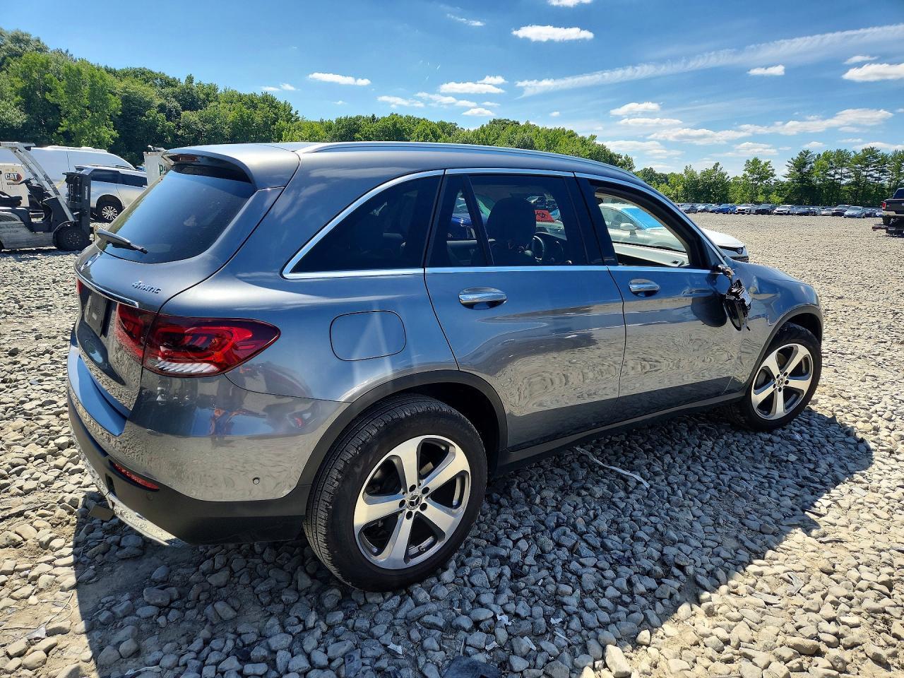 2022 Mercedes-Benz Glc 300 4Matic - Image 3