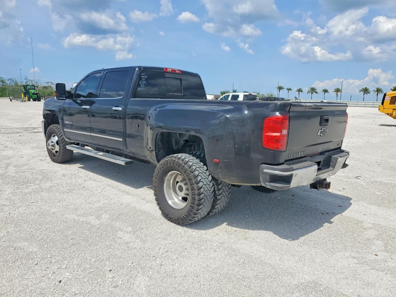 2016 Chevrolet Silverado K3500 Ltz - Фото 3