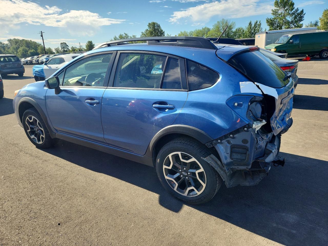 2016 Subaru Crosstrek Premium - Image 2