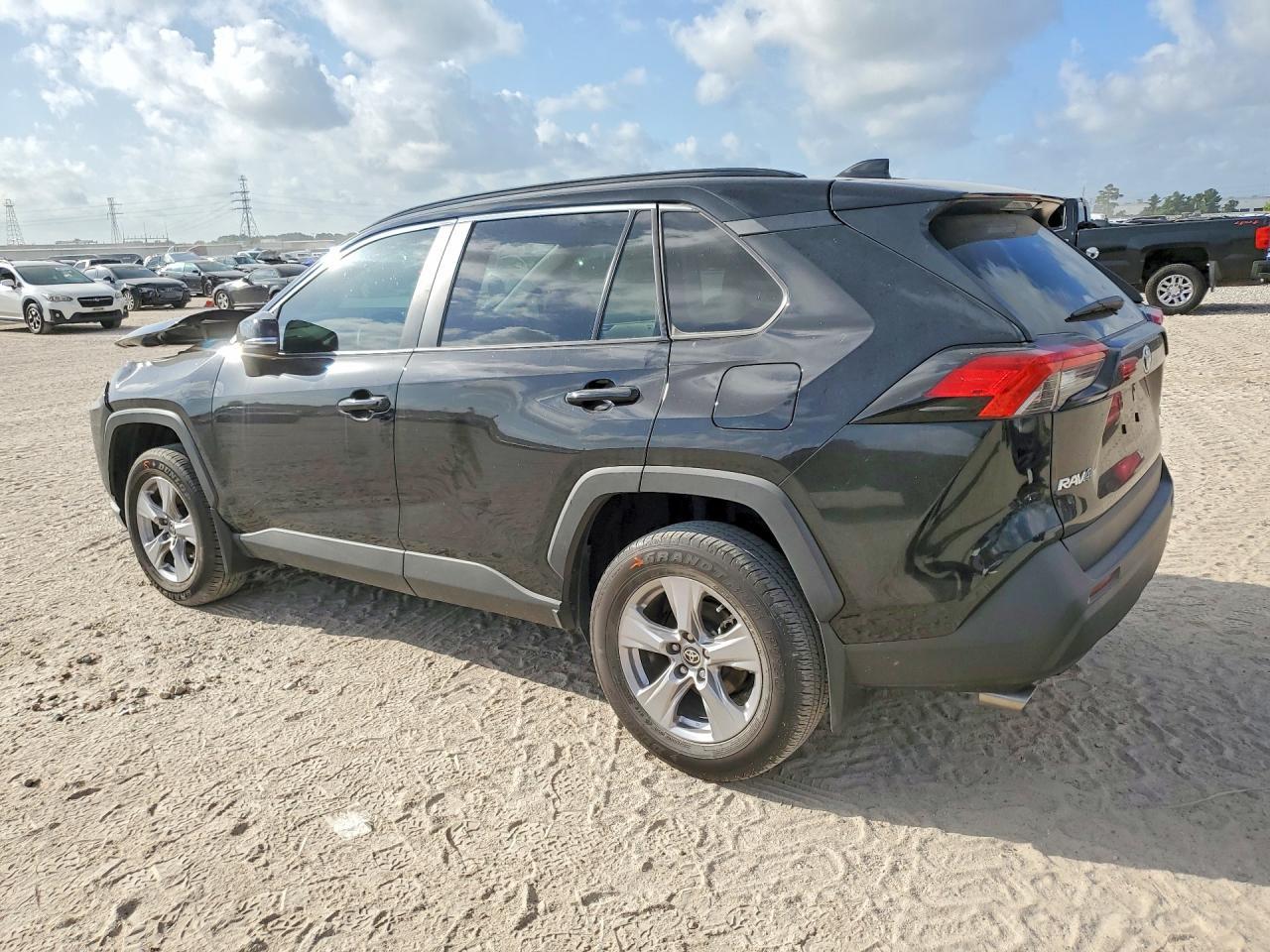 2025 Toyota Rav4 Xle - Image 2