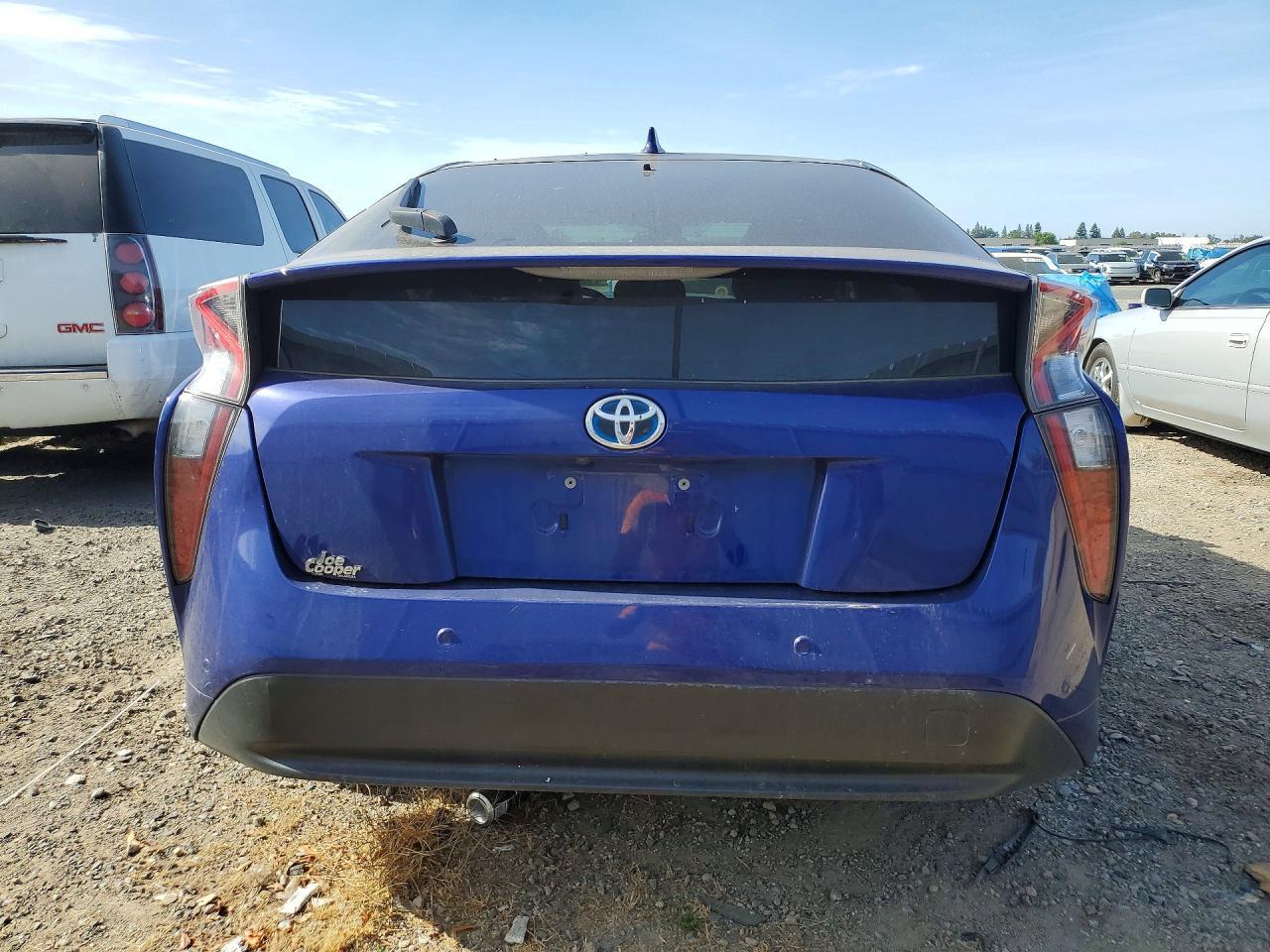 2018 Toyota Prius Two - Фото 6