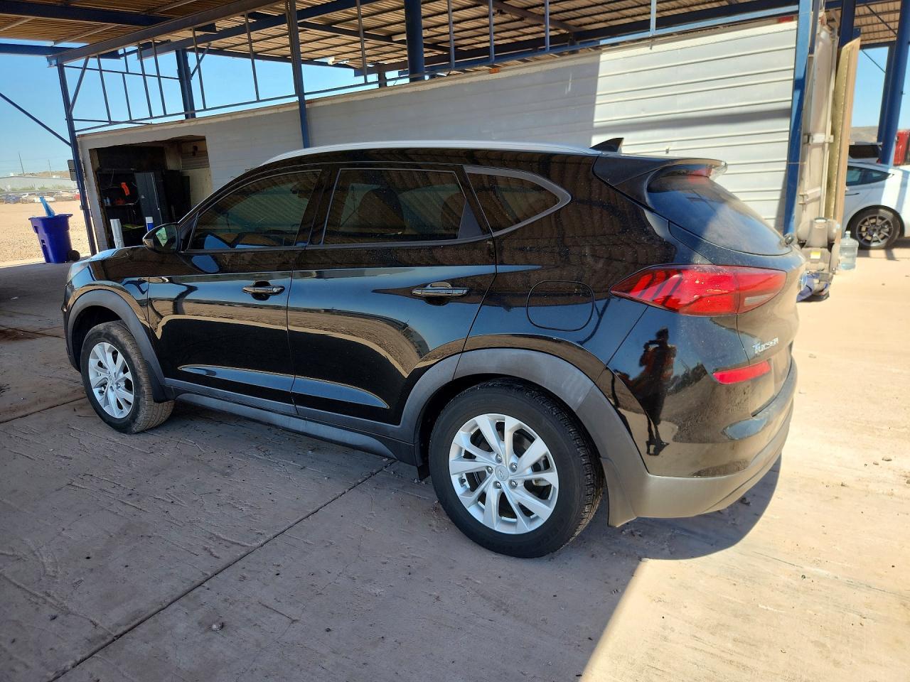 2020 Hyundai Tucson Value - Image 2
