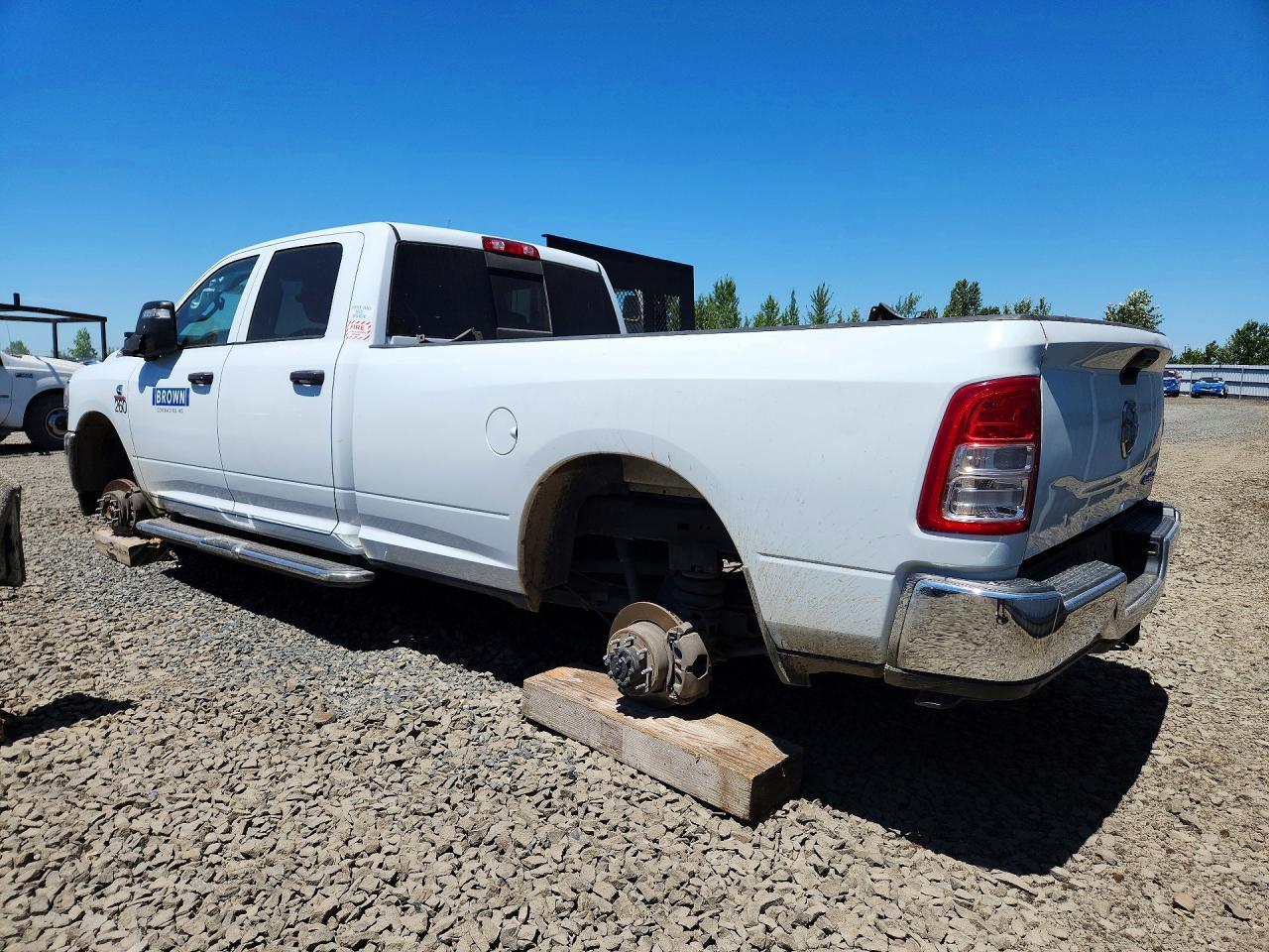 2024 Ram 2500 Tradesman - Фото 2