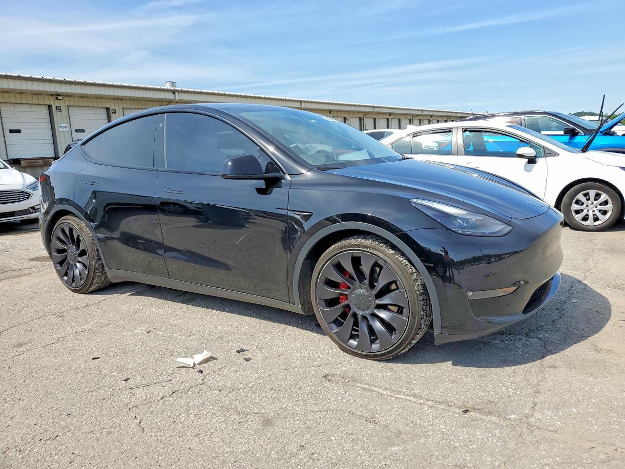2022 Tesla Model Y - Image 4