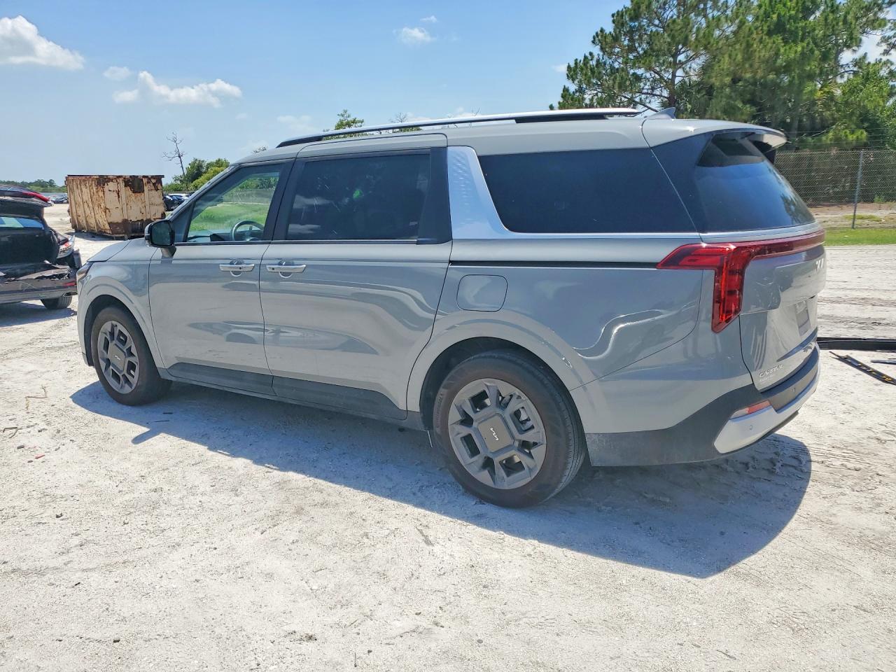 2025 Kia Carnival Ex - Фото 2