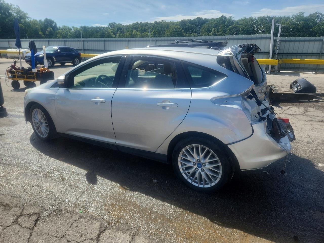2012 Ford Focus Sel - Image 2