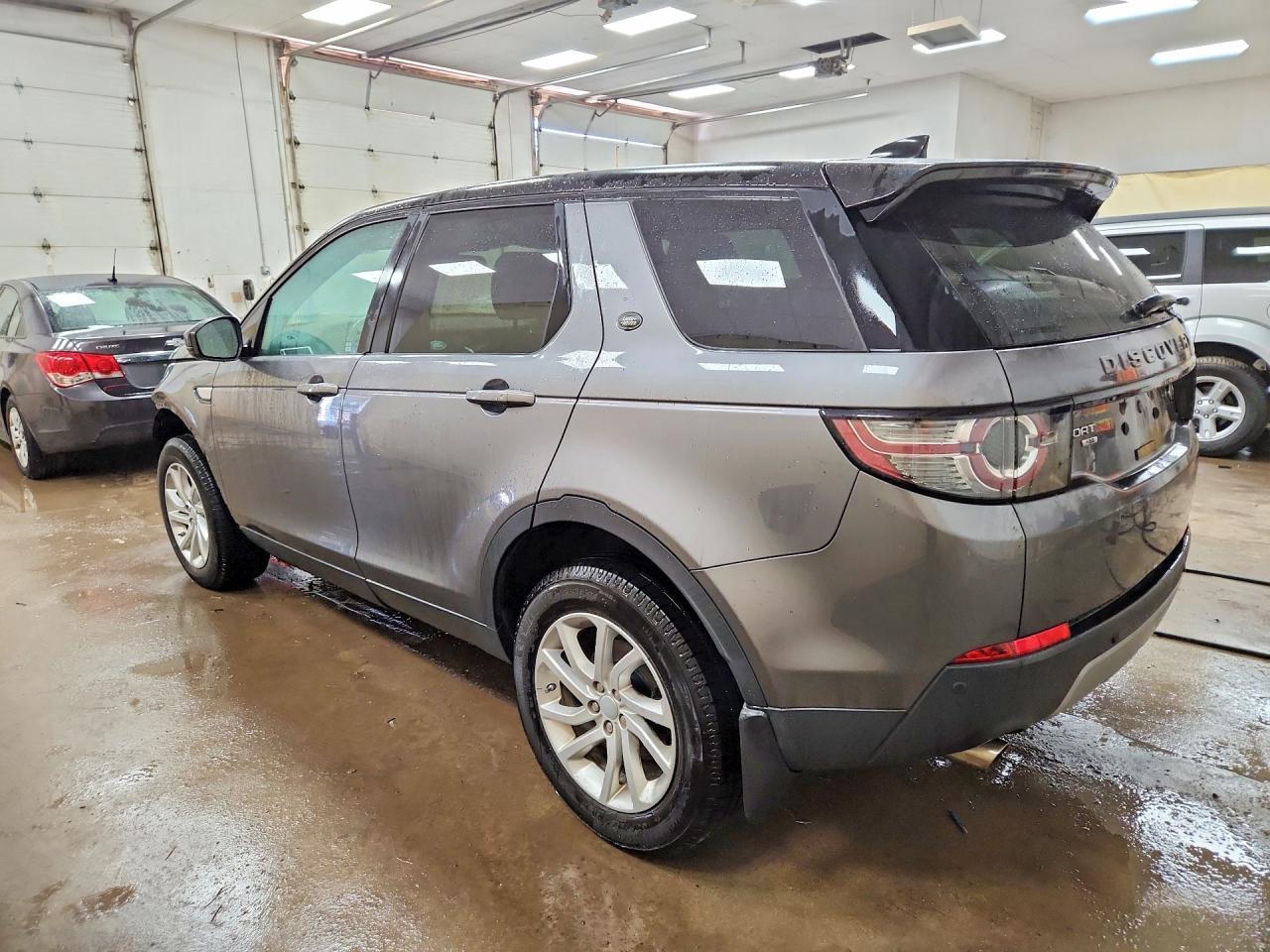 2017 Land Rover Discovery Sport Hse - Image 2