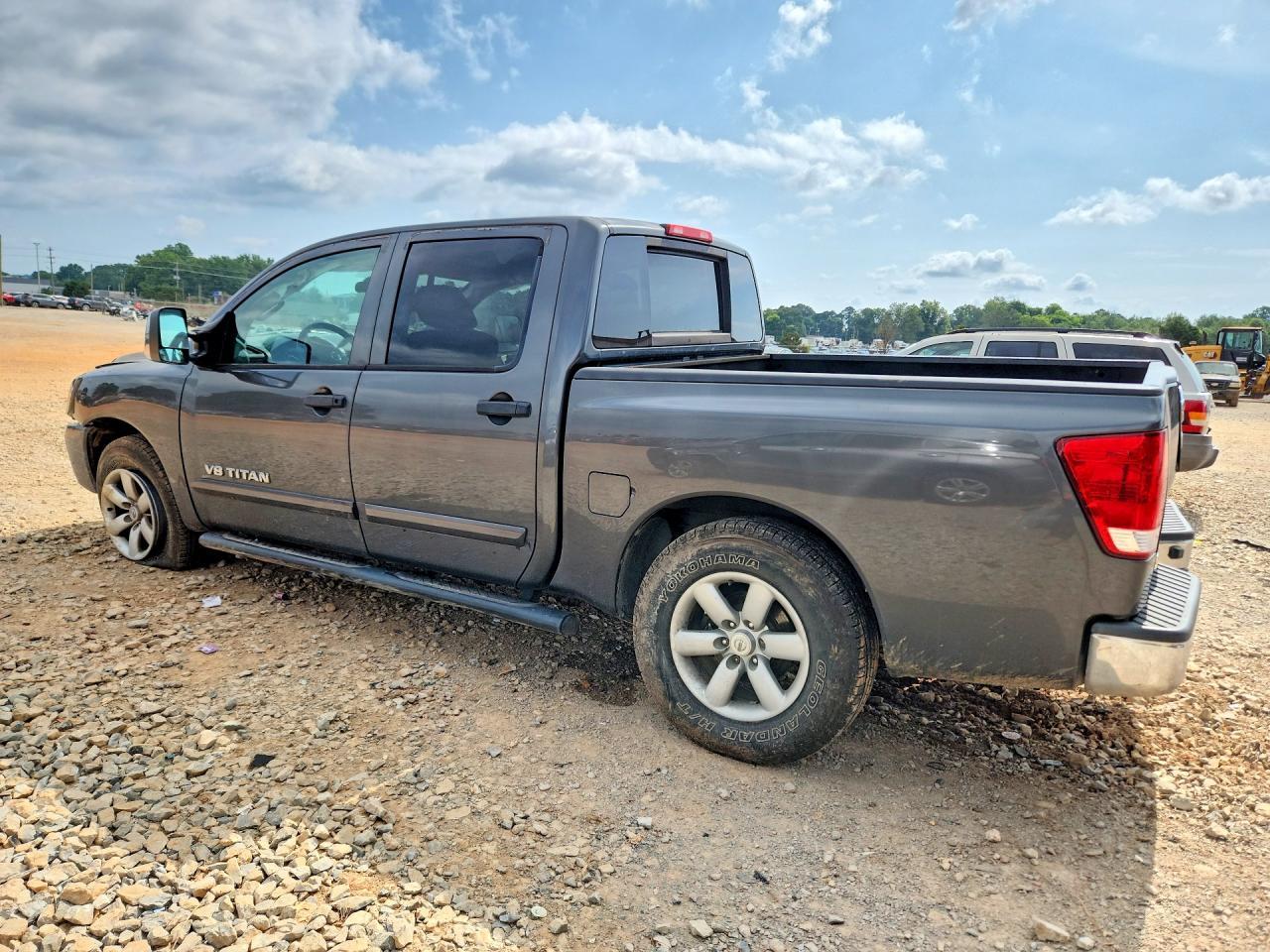 2012 Nissan Titan S - Фото 2