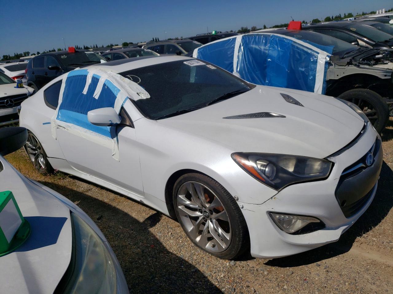 2014 Hyundai Genesis Coupe 2.0T Premium - Фото 4